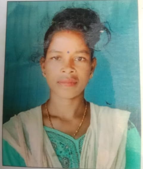 West Singhbhum news : जगन्नाथपुर में मागे पर्व के अखाड़े में घुसी बोलेरो ने महिला को कुचला, मौत