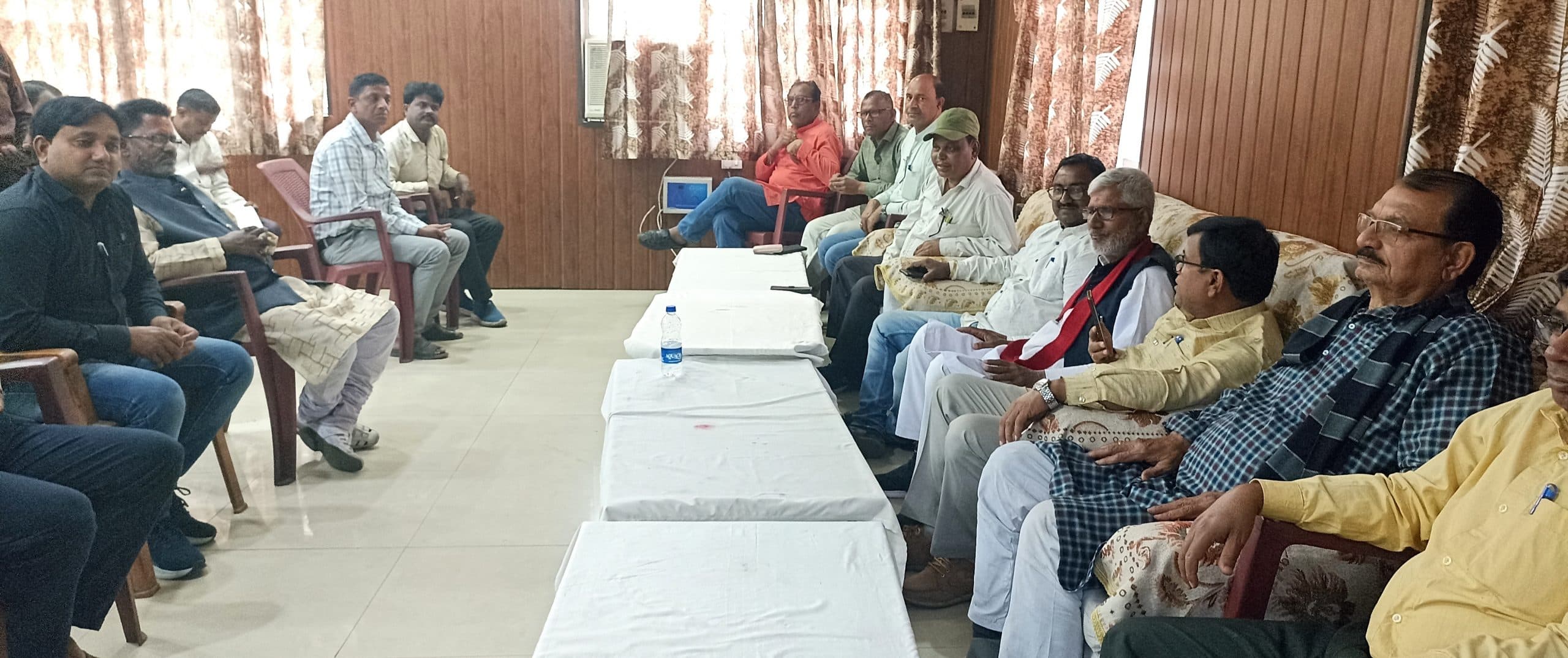 Dhanbad News: बरोरा व ब्लॉक टू एरिया के एकीकरण के विरोध में होगा आंदोलन