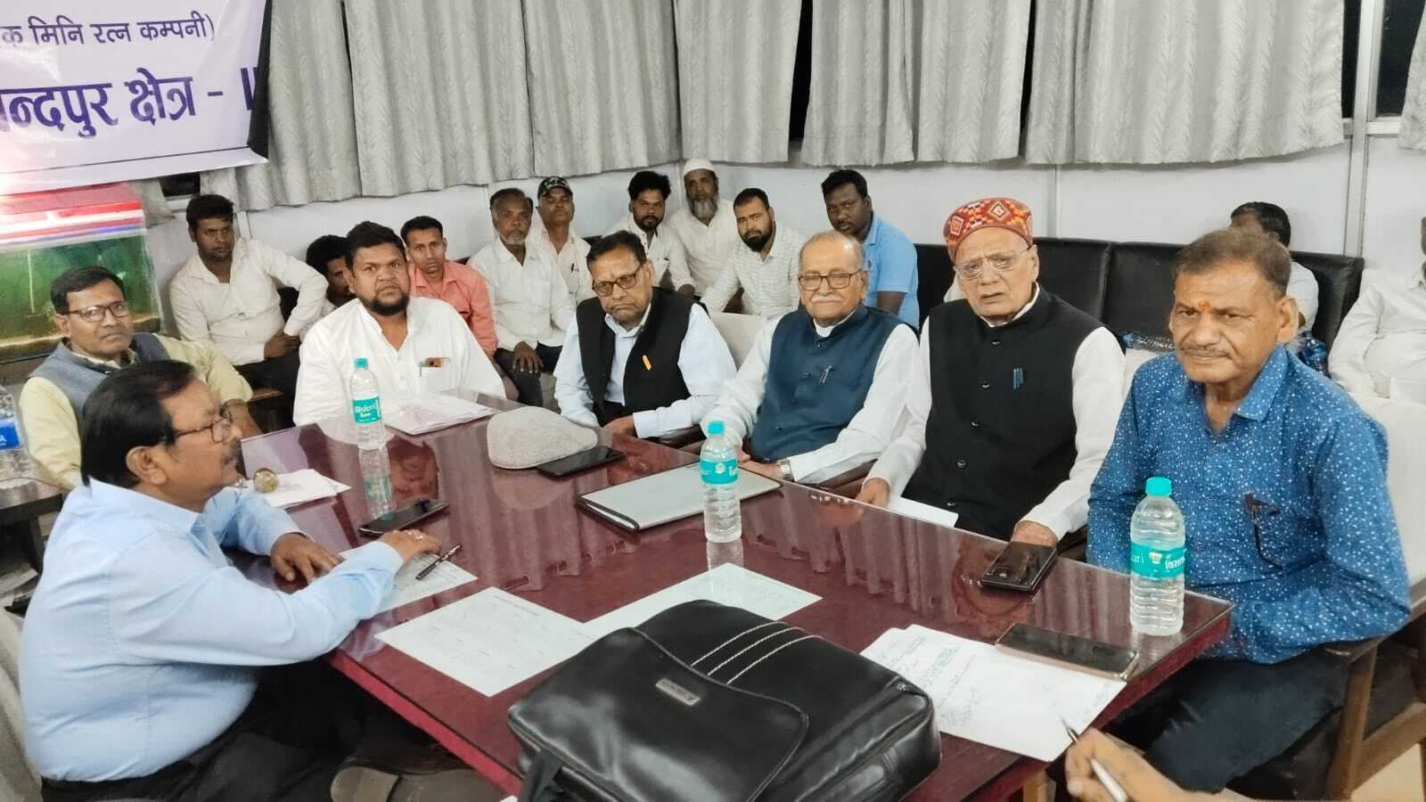 Dhanbad News : राजीव गांधी बीएड कॉलेज में मनाया गया महिला दिवस