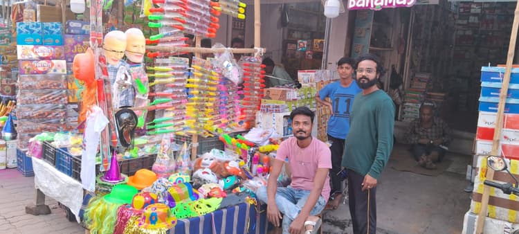 मिथिलांचल में फागुन माह के होली गीतों की गूंज, उमंग से सराबोर गांव की गलियां