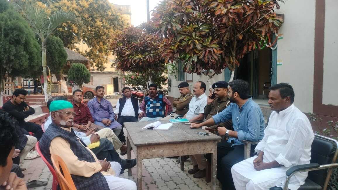 आपसी भाईचारे व सौहार्द के साथ होली का त्योहार मनायें