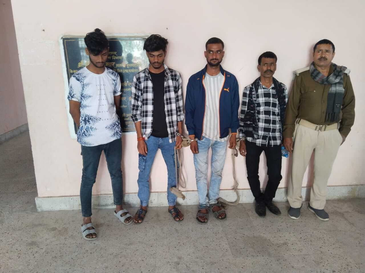 तीन शराब तस्कर व एक पियक्कड़ गिरफ्तार