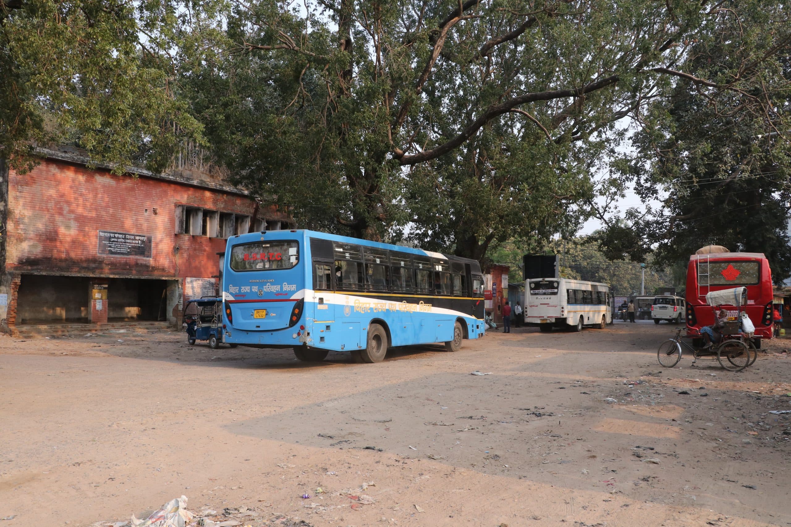 Bhagalpur news: सरकारी बसों पर विज्ञापन लगाकर कमाई करेगा परिवहन निगम