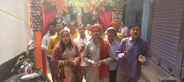 अखंड हरि कीर्तन से बना भक्ति का माहौल