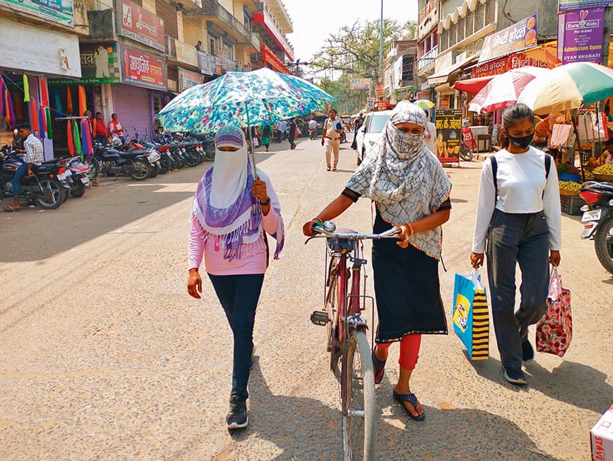 Gopalganj News  : मार्च में अप्रैल जैसी तीखी धूप, पारा 30 डिग्री के हुआ पार, अभी बढ़ेगी गर्मी