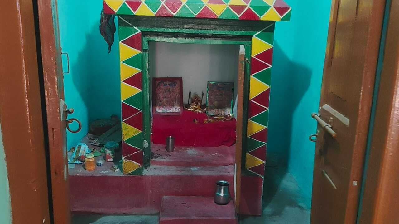 Samastipur News:आलमपुर कोदरिया ठाकुरवाड़ी से कीमती अष्टधातु मूर्ति की चोरी