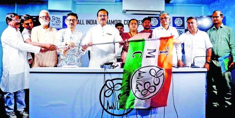 भाजपा विधायक तापसी मंडल तृणमूल में शामिल