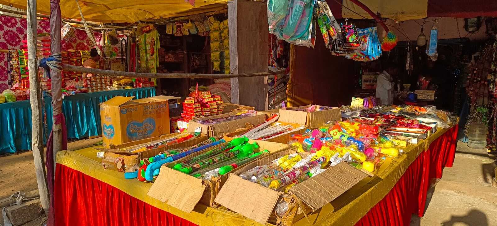 जिले में 15 को मनेगी होली, तैयारी में जुटे लोग