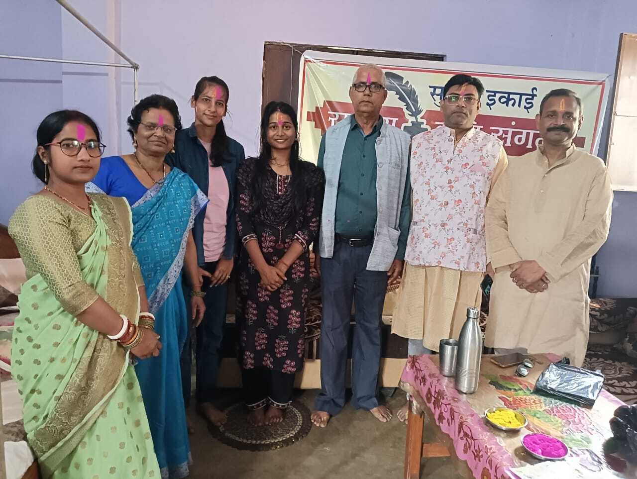 राष्ट्रीय कवि संगम ने मनाई होली मिलन समारोह