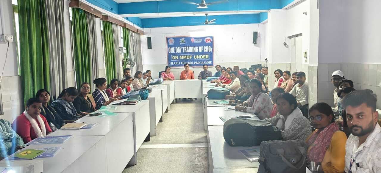 फाइलेरिया व एईएस/जेई के उन्मूलन को ले जिले के सीएचओ को दिया गया प्रशिक्षण