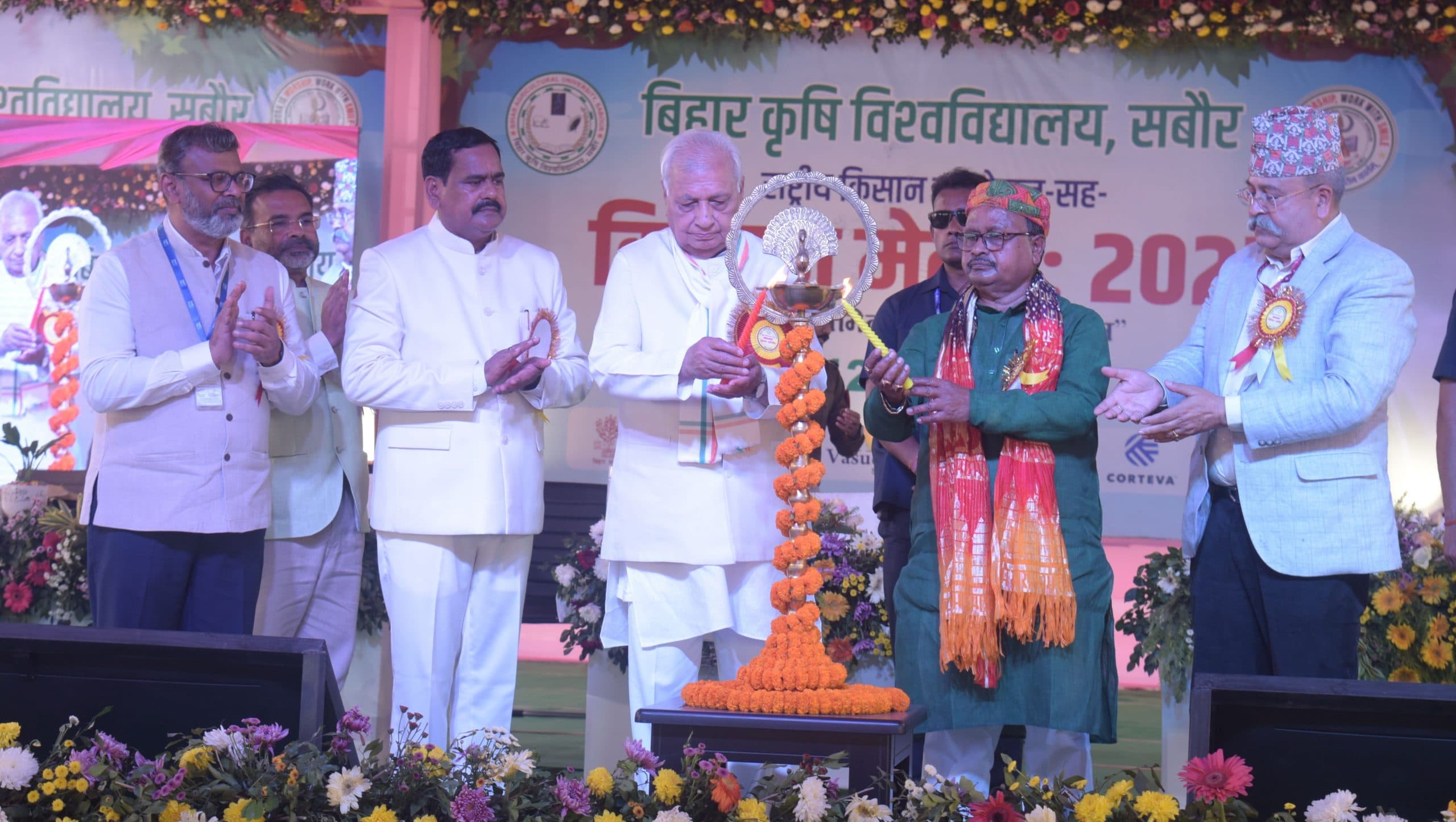 Bhagalpur News: मेहनती किसानों की बदौलत सोना उगलती है बिहार की धरती : कुलाधिपति