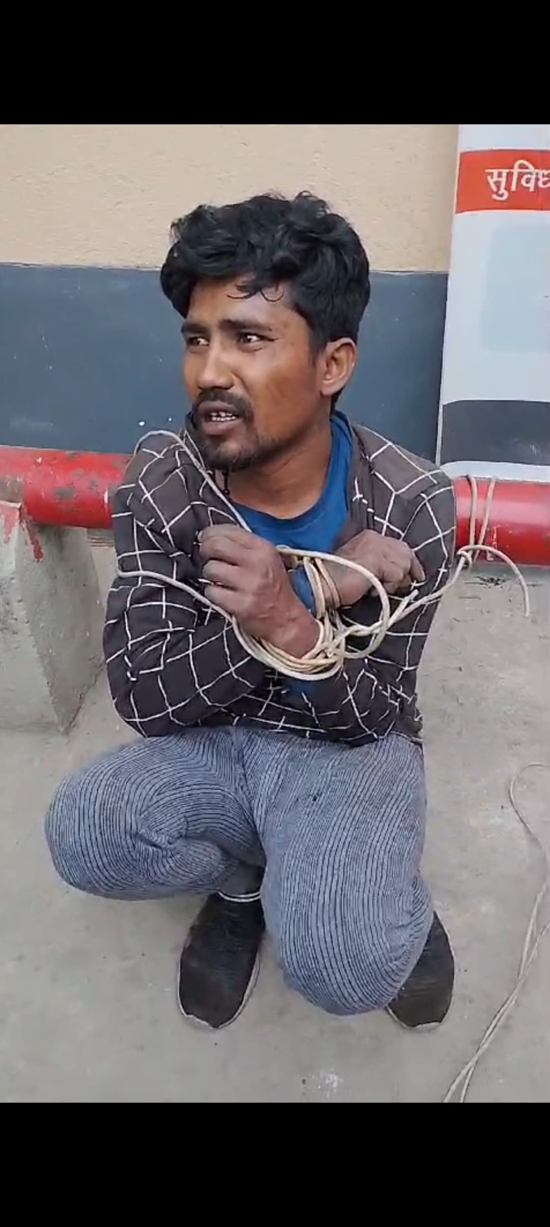 सदर अस्पताल में धराया चोर, पुलिस को सौंपा