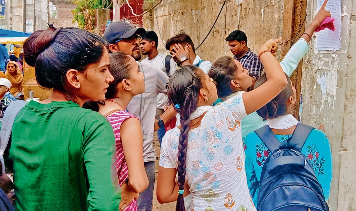 Chhapra News : 17 मार्च से शुरू होगी स्नातक फर्स्ट सेमेस्टर की प्रायोगिक परीक्षा