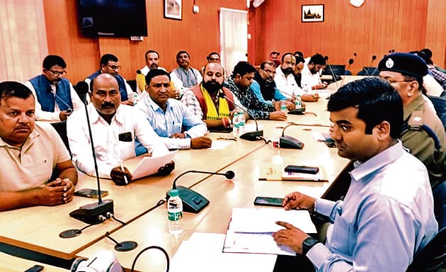 Gopalganj News  : होलिका दहन एवं होली के दौरान डीजे पर प्रतिबंध, हाइ अलर्ट मोड़ में आया प्रशासन