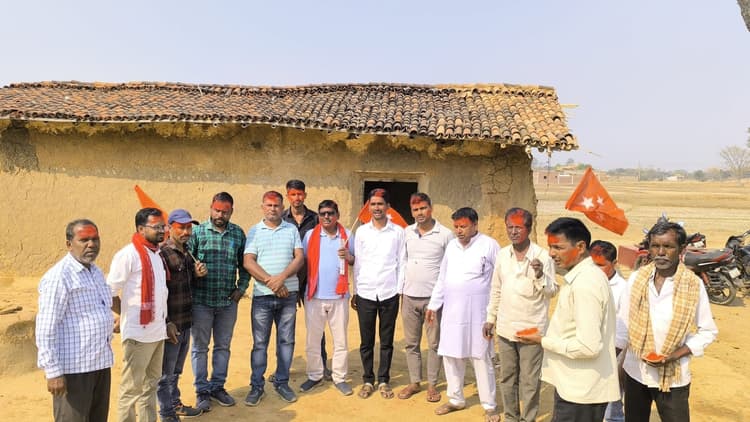 Giridih News: भाकपा माले की बैठक में सदस्यता भर्ती व नवीनीकरण की समीक्षा