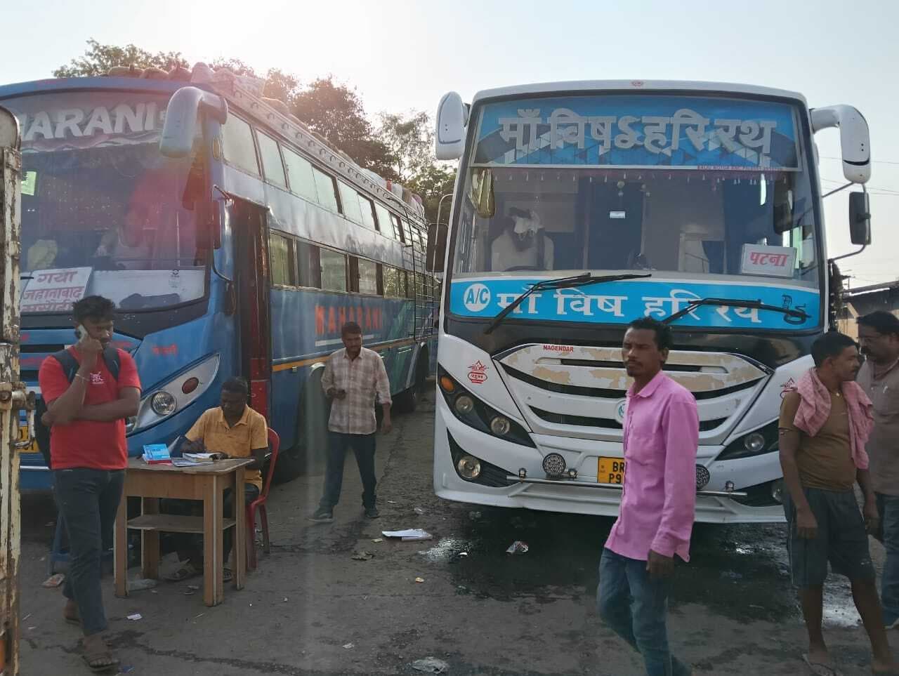 Chaibasa News : बिहार की बसों में मुश्किल से मिल रहे यात्री, भागलपुर जाने वाली बस कैंसिल