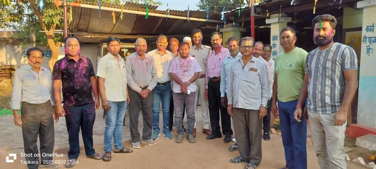 शांति व सौहार्द से मनायें त्योहार : विधायक