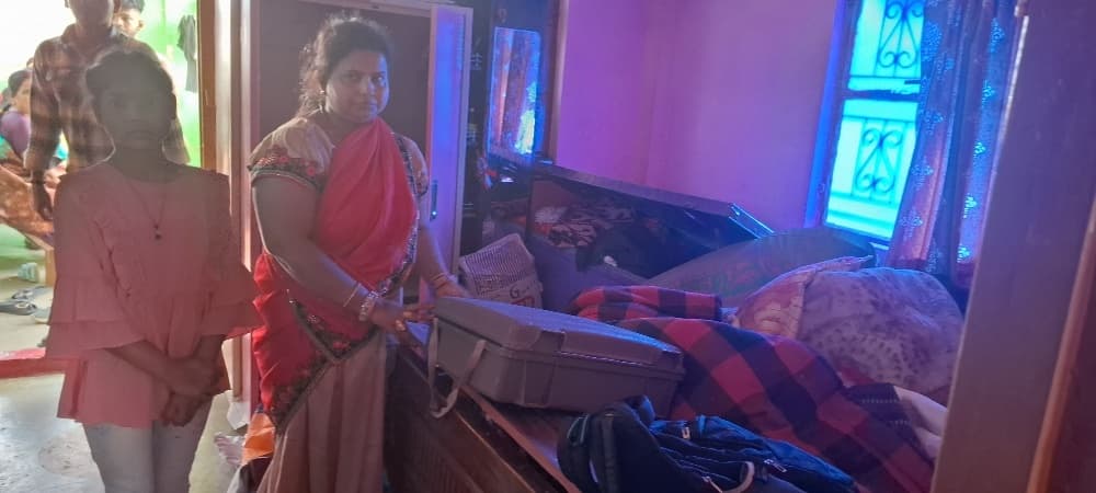 व्यवसायी के घर से चोरों ने जेवरात, नगद सहित 13 लाख की कर ली चोरी