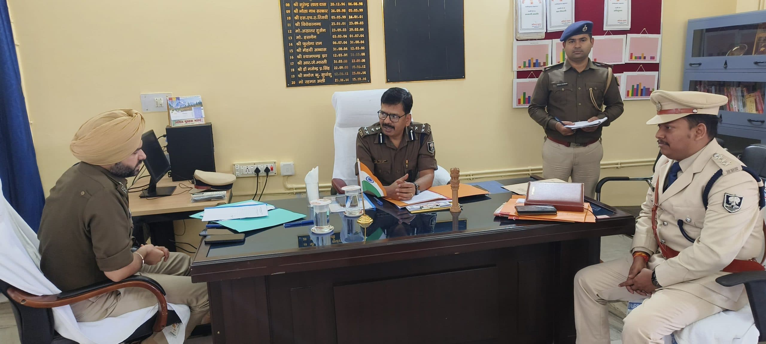 अपराध नियंत्रण व अपराधियों पर दें ध्यान - डीआइजी