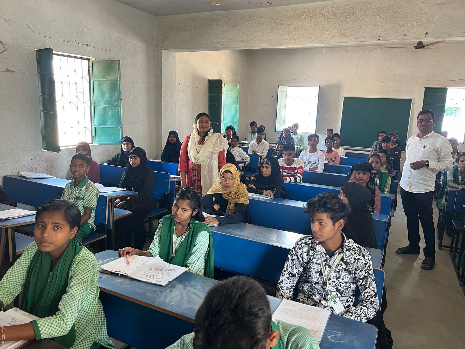 करौं : वर्ग नवम की परीक्षा में एक परीक्षार्थी रहा अनुपस्थित