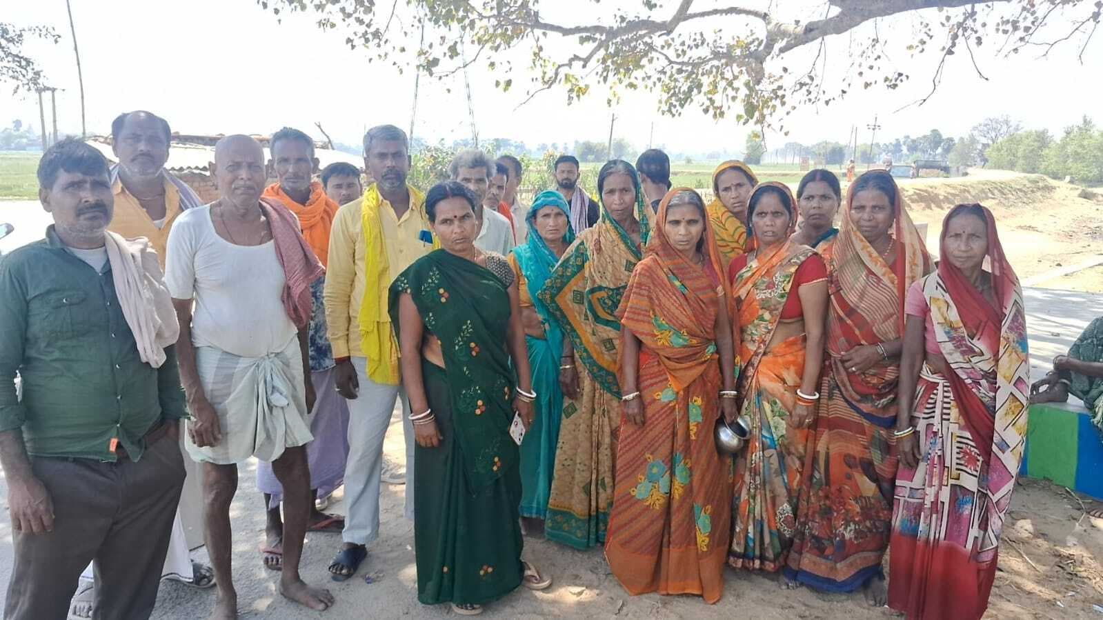 वाहन की चपेट में आने से बाइक चालक की मौत, परिजनों में कोहराम