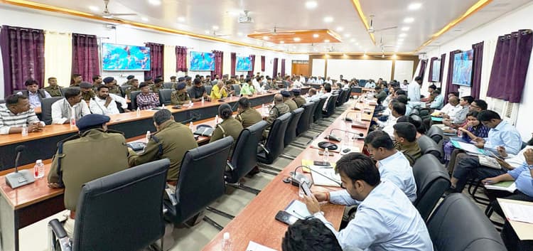 Aurangabad News : होली में चप्पे-चप्पे पर पुलिस का पहरा