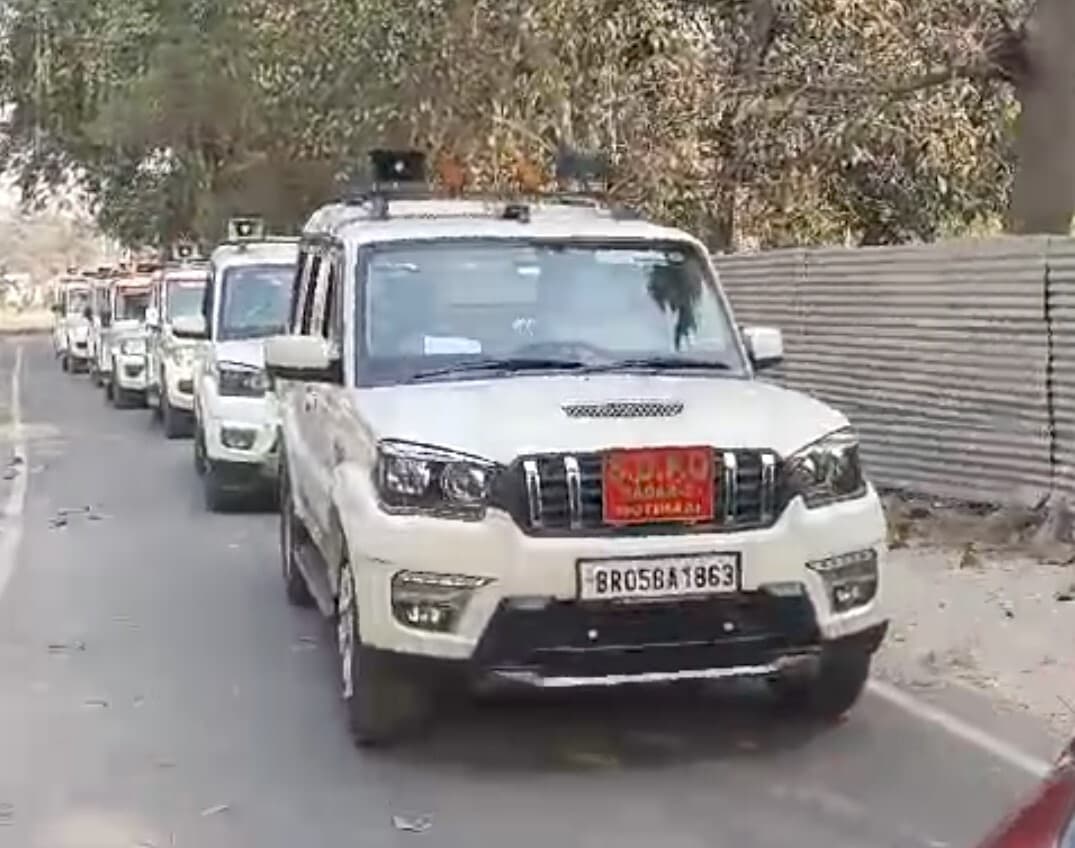 होली को लेकर शहर में निकाला गया फ्लैग मार्च