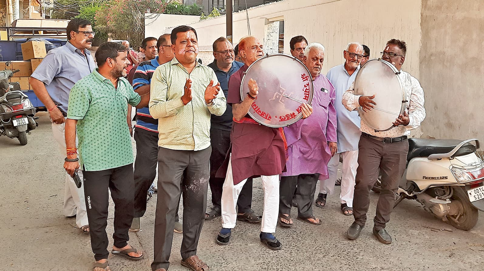 Rourkela News: डंडा रोपण के साथ ही होली उत्सव का हुआ शुभारंभ