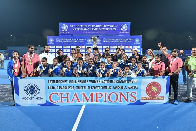 Hockey : राष्ट्रीय महिला हॉकी में झारखंड पहली बार बना चैंपियन