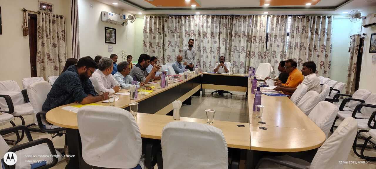 सलाहकार समिति की बैठक में संडे, पीएचडी ड्यूटी को लेकर चर्चा