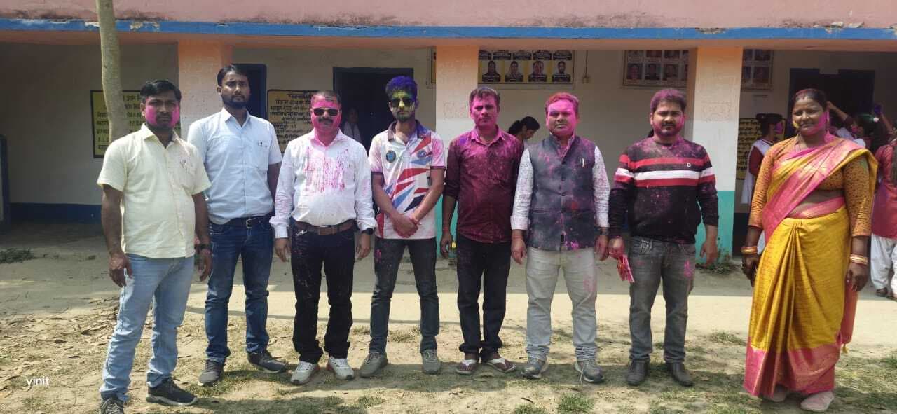 प्रेम व सौहार्द का संदेश देता है होली