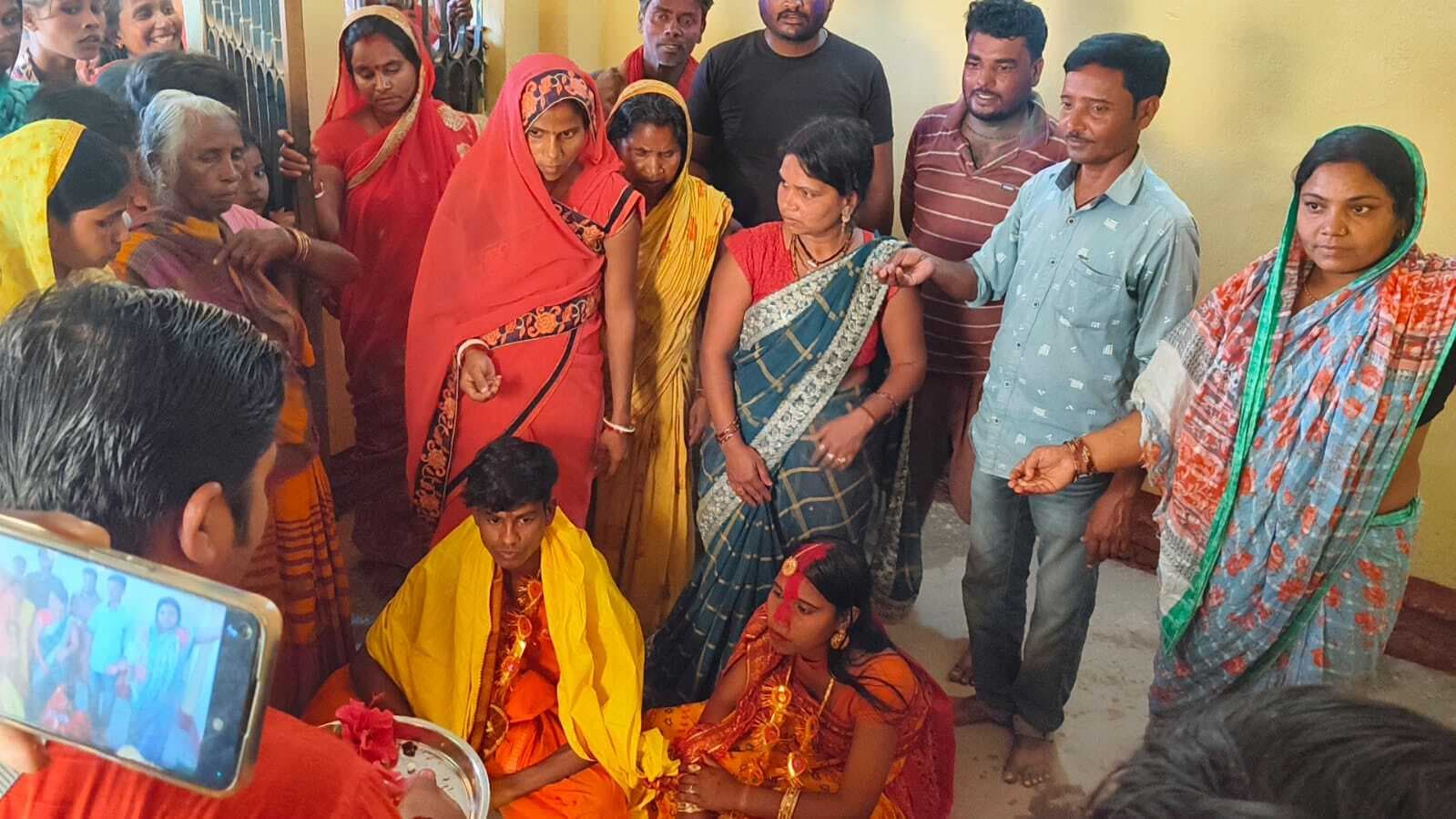 इंस्टाग्राम पर हुई दोस्ती, होली में बांधा जीवनसाथी का बंधन