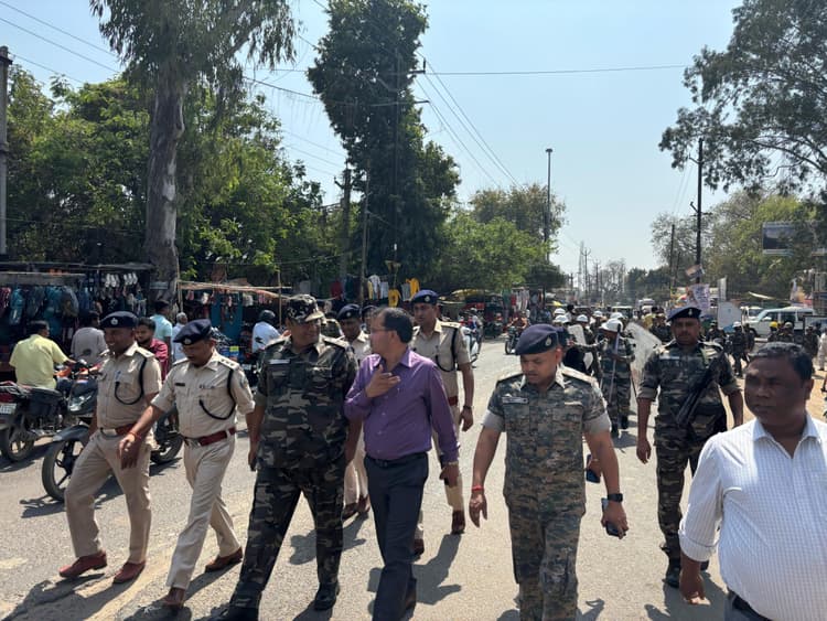 अफवाह पर न दें ध्यान, सौहार्दपूर्ण माहौल में मनायें होली