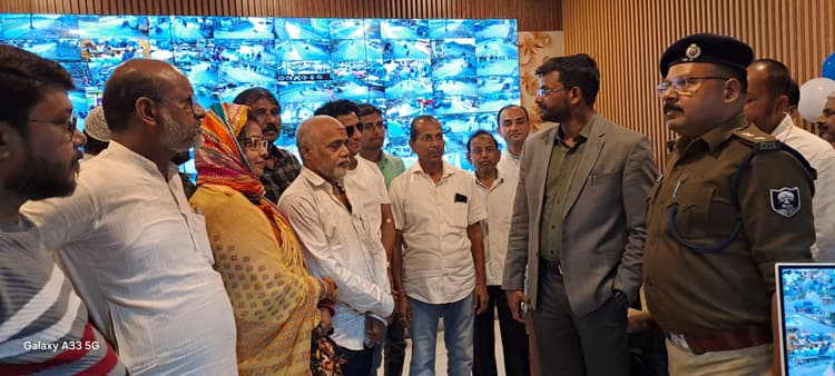 अब होगी तीसरी आंख से होगी शहर की निगरानी, सीसीटीवी कंट्रोल रूम का मुख्य पार्षद ने किया उद्घाटन