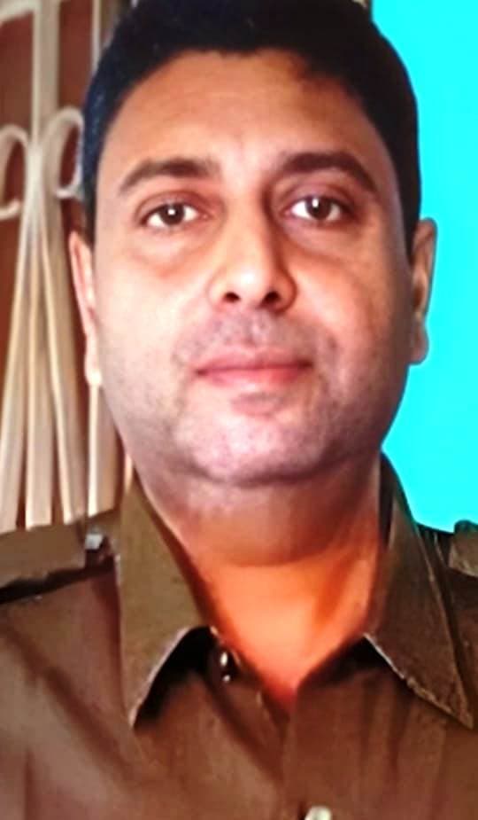 एएसआई राजीव की मौत की खबर मिलते ही गांव में पसरा मातम, परिजनों का रो-रो कर बुरा हाल