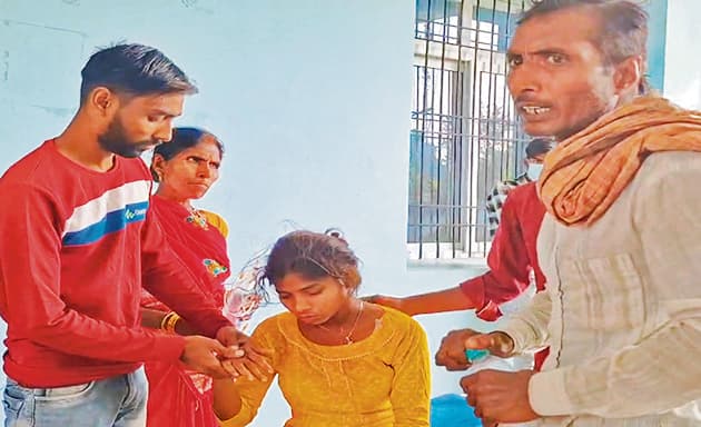 किशोरी को छिपकली ने काटा, आरा सदर अस्पताल में इलाज के साथ हुआ झाड़-फूंक