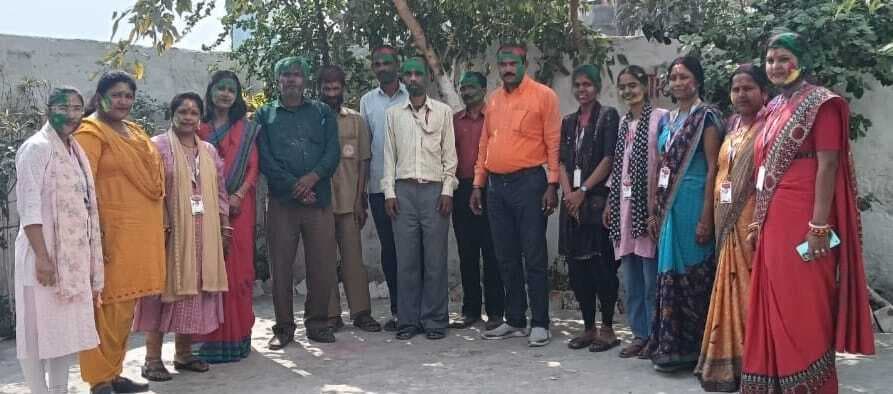 Madhubani News :प्रोग्रेसिव पब्लिक स्कूल में मना होली मिलन समारोह