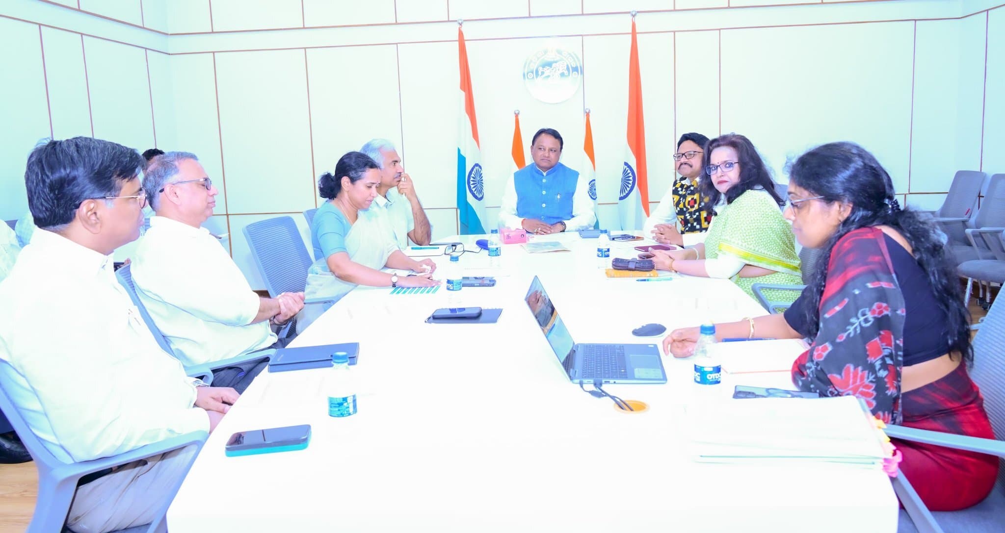 Bhubaneswar News: ओडिशा में एक अप्रैल से शुरू होगी आयुष्मान भारत योजना, 67.80 लाख परिवारों को लाभ