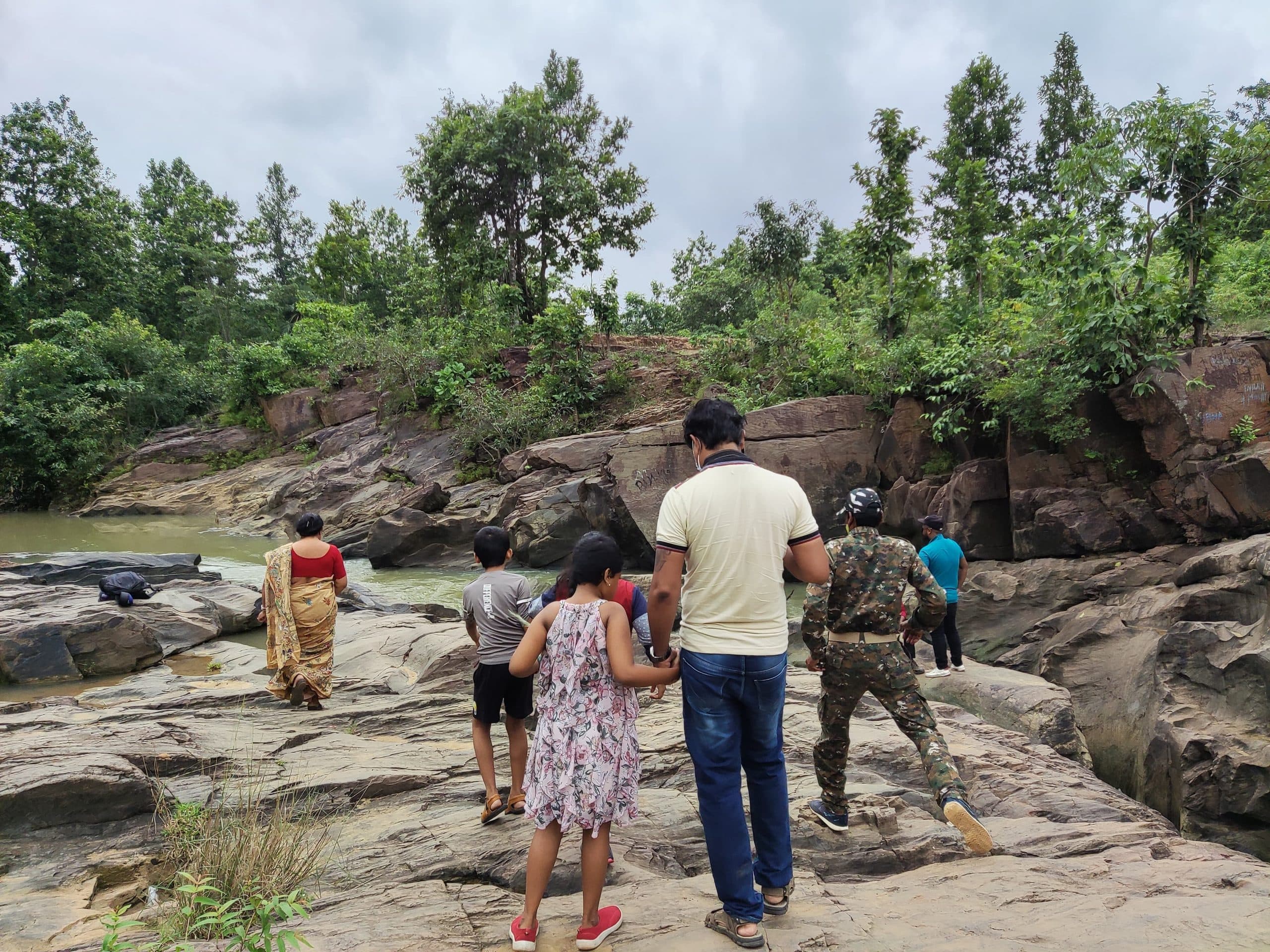 East Singhbhum News : बसंत उत्सव 14 से 16 तक, वन विभाग ने जंगलों में प्रवेश पर लगायी रोक