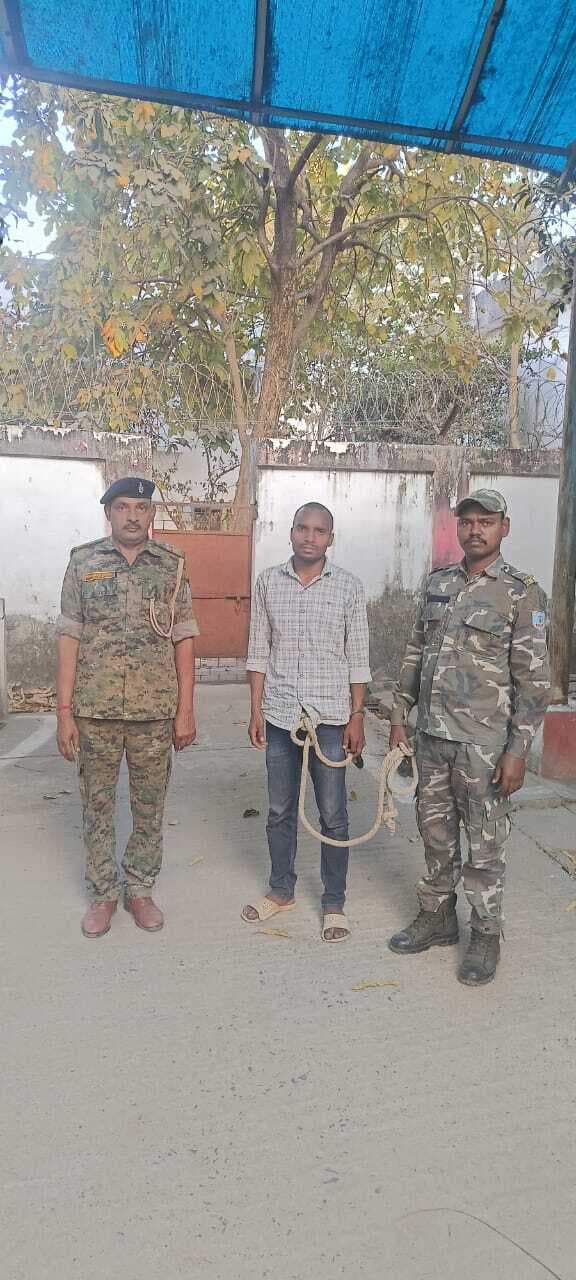 सोशल मीडिया के माध्यम से भीड़ जुटाने का आरोपी गिरफ्तार, भेजा जेल