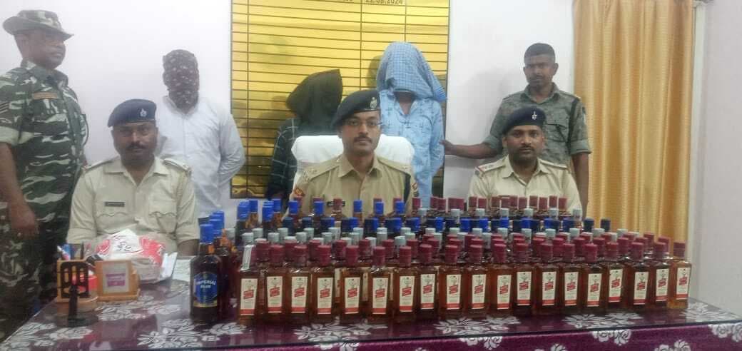 नकली शराब बेचने के आरोप में तीन व्यक्ति गिरफ्तार, भेजा जेल