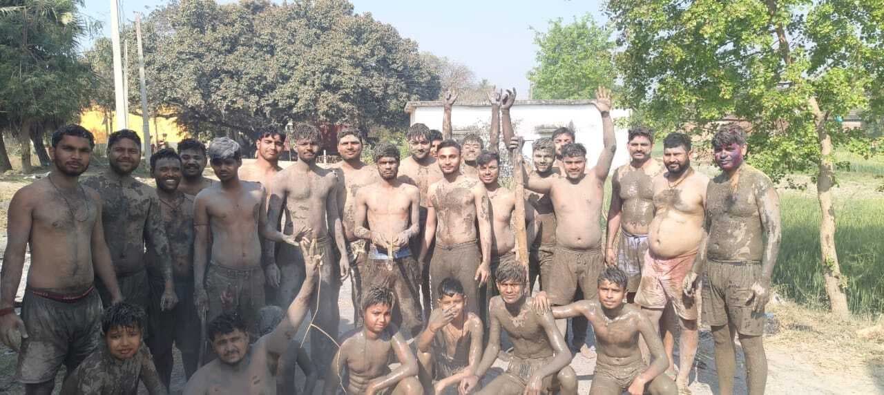 बेलागंज इलाके में शांतिपूर्ण माहौल में मना होली का पर्व