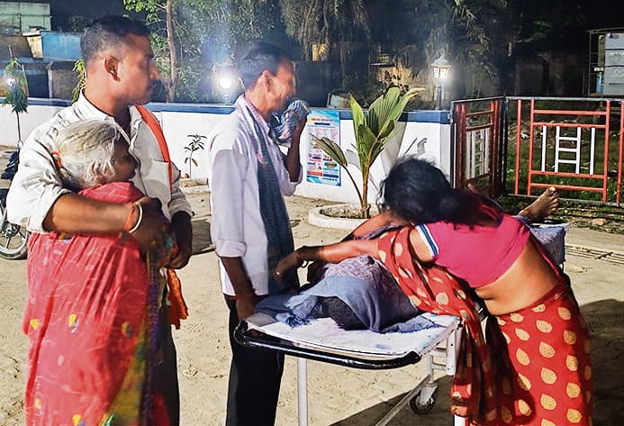 Chhapra News : अवतारनगर के सुवर्णा टोला झौवा में पुराने विवाद को लेकर लाठी-डंडे से पीटकर युवक की हत्या, नौ नामजद