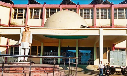 Chhapra News : आज से निर्धारित शेड्यूल पर स्नातक फर्स्ट सेमेस्टर की प्रायोगिक परीक्षा