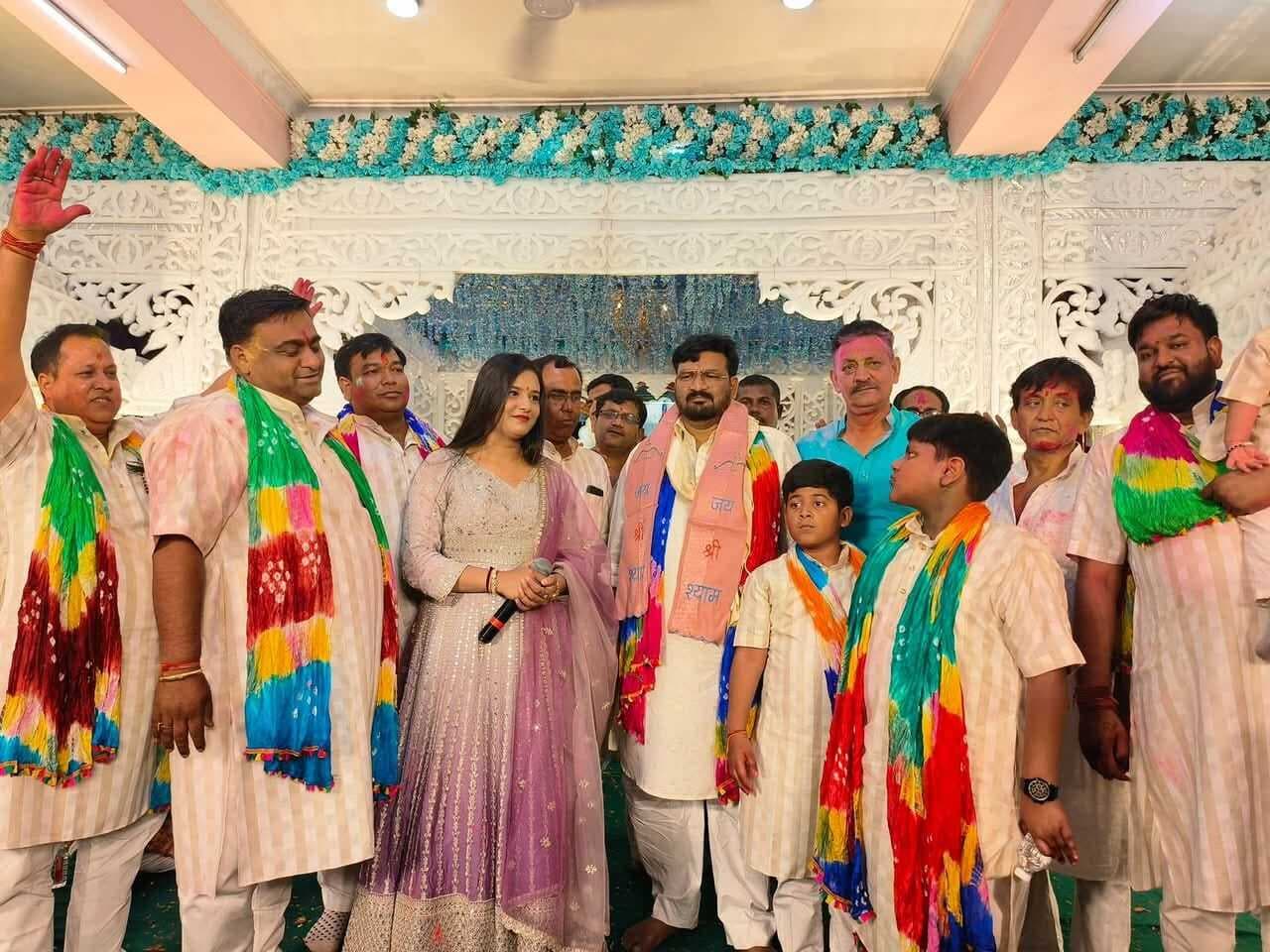 श्याम मंदिर के होली मिलन समारोह में शामिल हुए मंत्री