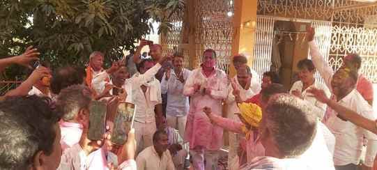 गोड्डा में शांति व सौहार्दपूर्ण वातावरण में हर्षोल्लास के साथ मनायी गयी होली