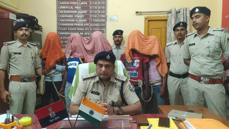 Bhagalput news अंतीचक में पुलिस पर पथराव, पुलिस वाहन क्षतिग्रस्त, छह गिरफ्तार, एसआइटी गठित