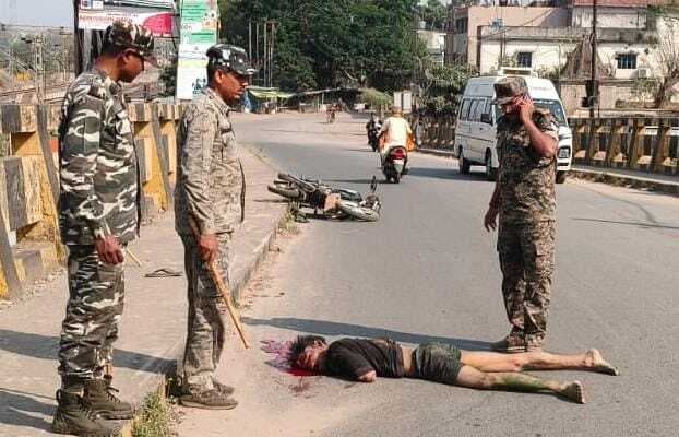 East Singbhum News : पुल की रेलिंग से टकरायी बाइक, युवक की मौत