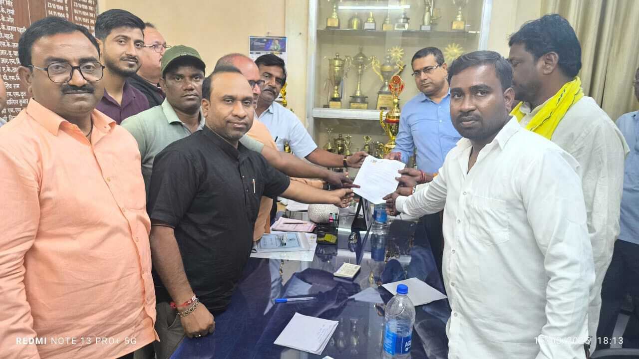 Dhanbad News: ड्यूटी से लौट रहे कर्मी की बिगड़ी तबीयत, मौत