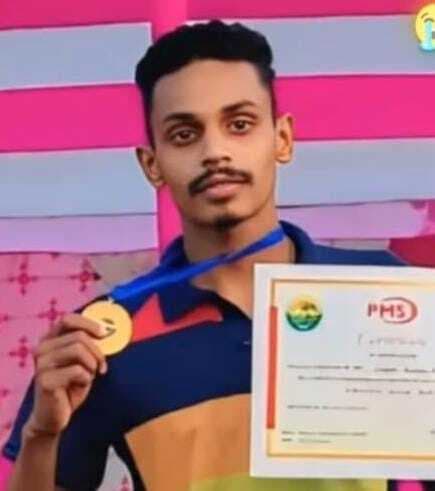 Dhanbad News: बाइक समेत नाला में गिरा युवक, मौत